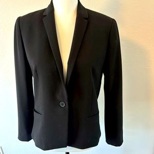 Tahari blazer